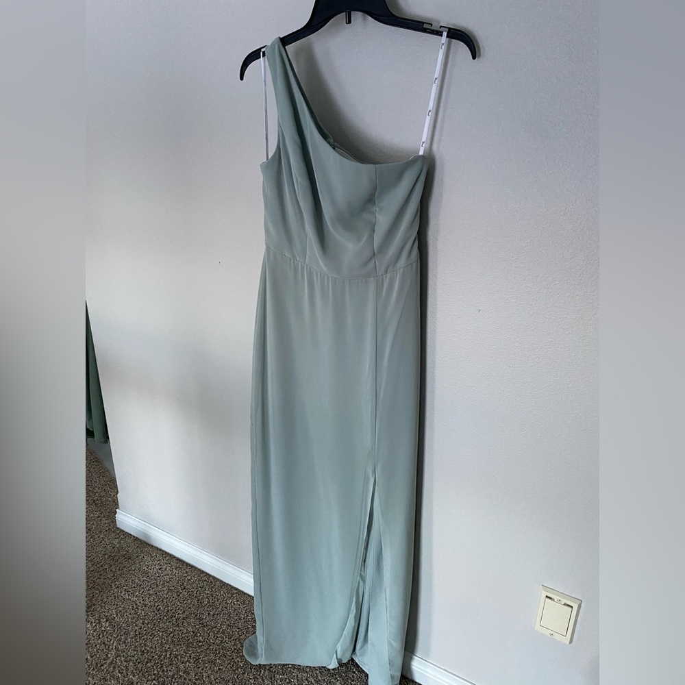 Dessy Thread sage green bridesmaid dress Size 6